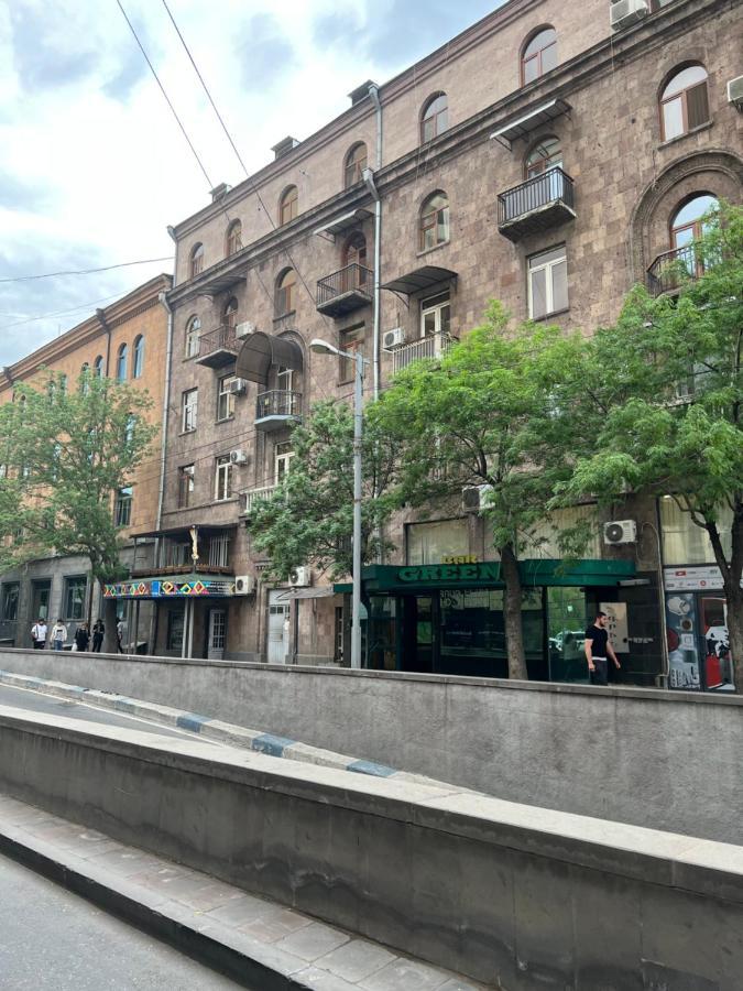 Guest House Green Ереван Экстерьер фото